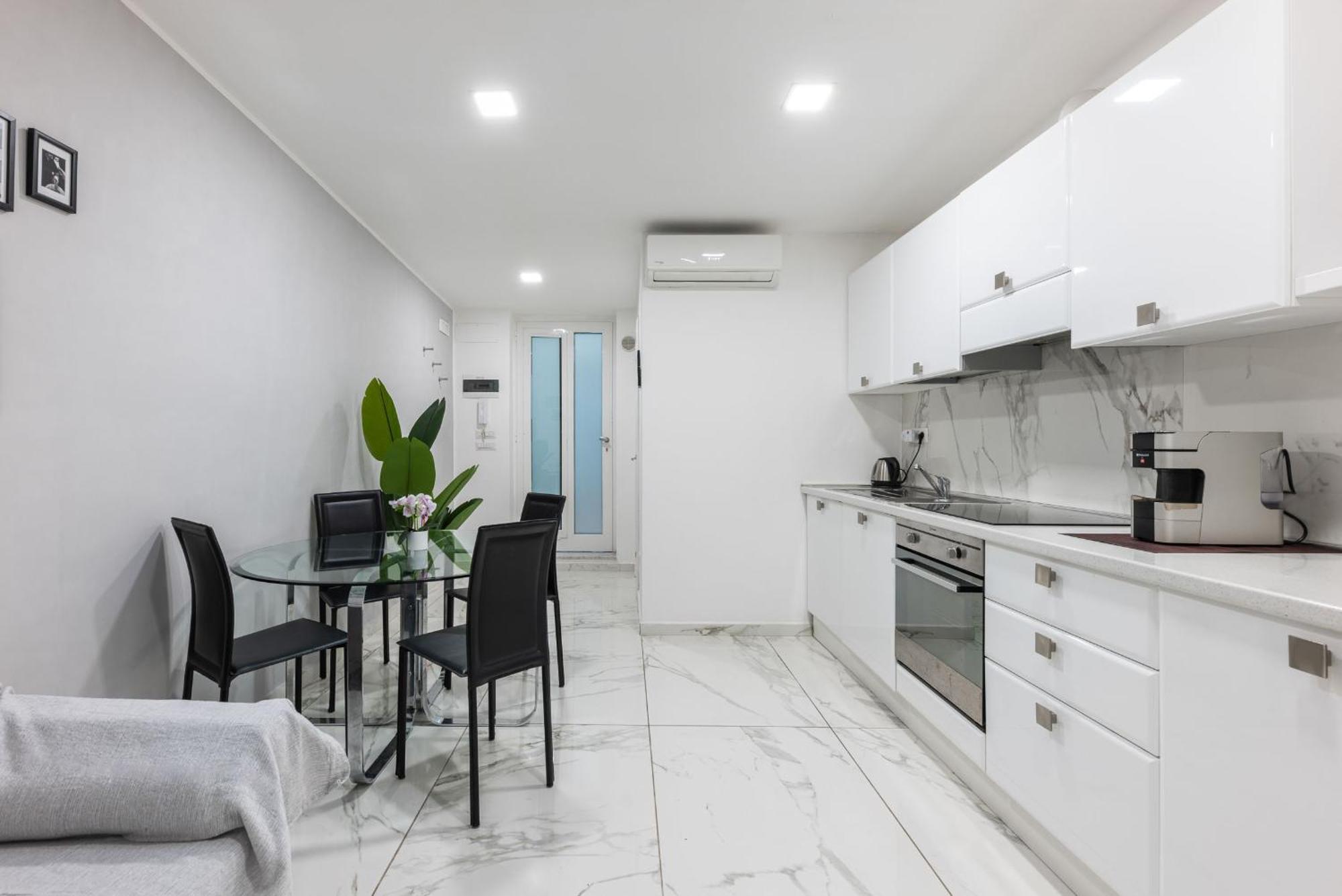 Chic House Apartment Bari Exterior photo